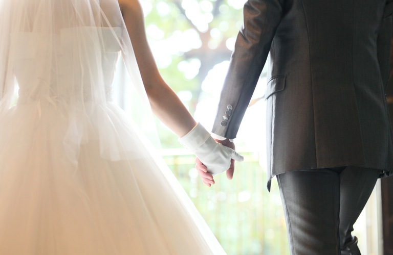 初めてでも安心の婚活サロン|オンライン対応可能な丸の内の結婚相談所willovaly　mariageまでご相談ください。